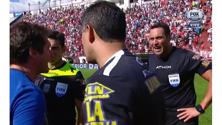 Foto de Fernando Rapallini, árbitro del partido.