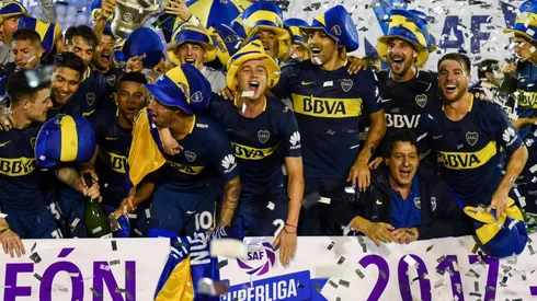 CELEBRACIÓN DE CAMPEÓN. Jara en el medio de los festejos del bicampeonato de Boca (Foto: Getty).