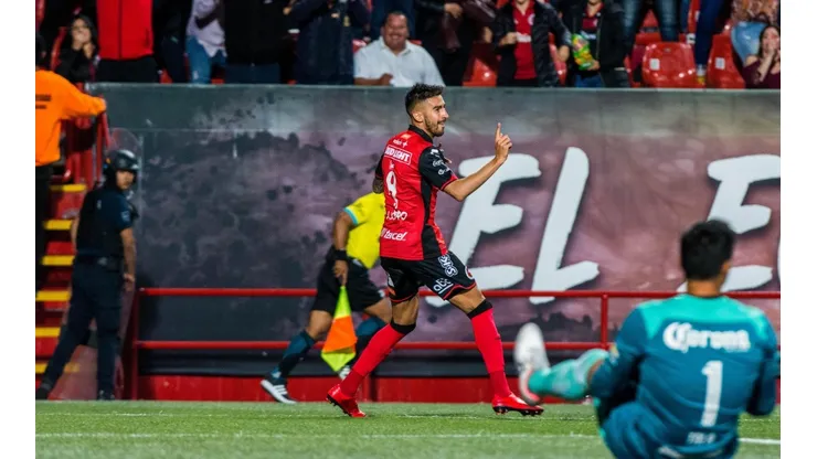 Xolos toma ventaja mínima en Tijuana