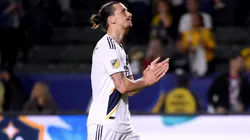 APLAUDAN. Zlatan es crack adentro y afuera de la cancha.