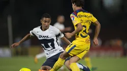 Diego Lainez, a pesar de jugar con el primer equipo, todavía no cumple la mayoría de edad (Foto: Mexsport)