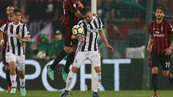 Foto de los jugadores de Juventus ante Milan.