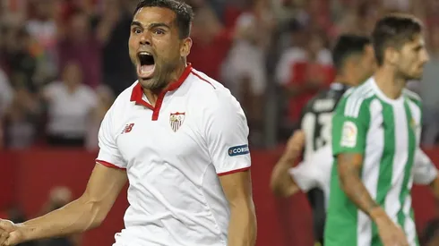 FESTEJA MERCADO. El defensor argentino le marcó al Real Madrid en el triunfo del Sevilla.