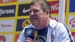 Miguel Herrera, técnico de América durante una conferencia de prensa (Foto: Mexsport)