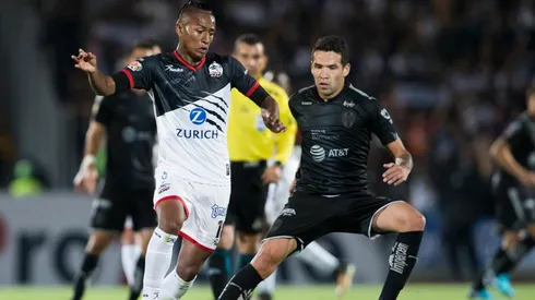 Pedro Aquino, Lobos BUAP