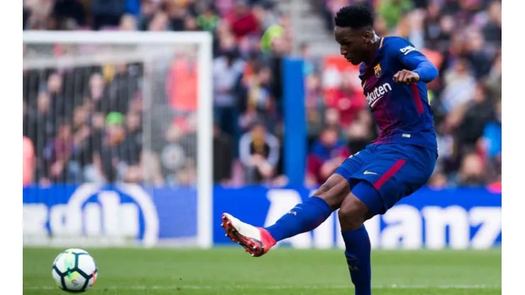 Yerry Mina vio acción en la victoria de Barcelona sobre Villarreal.