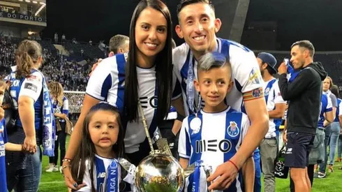 Héctor Herrera llegó a Porto en 2013, desde entonces no había alzado ningún título (Foto: @FCPorto)
