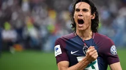 FESTEJA EL MATADOR. Cavani celebra su tanto de penal por la final de la Copa de Francia.
