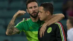 Layún y Chicharito....¿podrían coincidir en un mismo club?