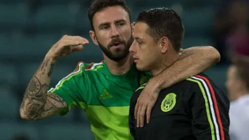 Layún y Chicharito....¿podrían coincidir en un mismo club?