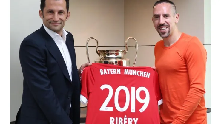 Franck Ribéry jugará un año más en Bayern Munich