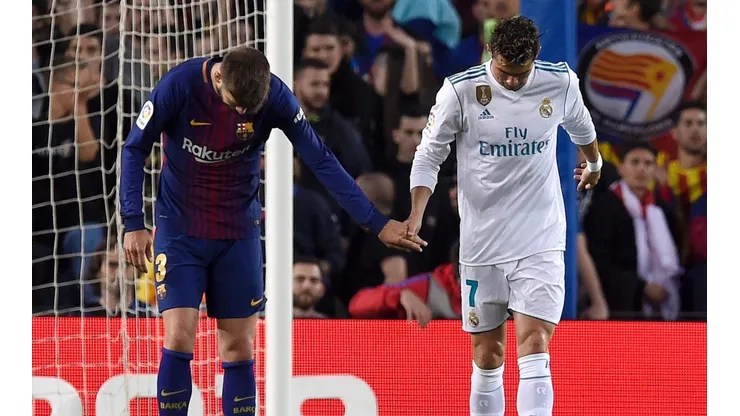 Cristiano Ronaldo se queja ante Barcelona.