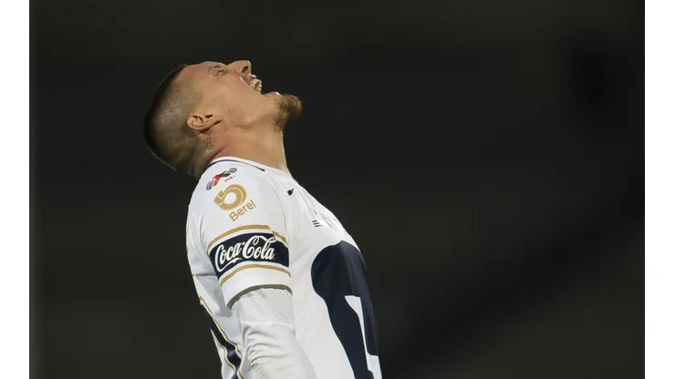 Nico Castillo fue expulsado al minuto 69 en el partido contra América (Foto: Mexsport)