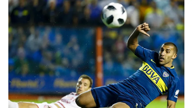 ¡GOL DE GOLEADOR! Wanchope puso el 1 a 0 de zurda.