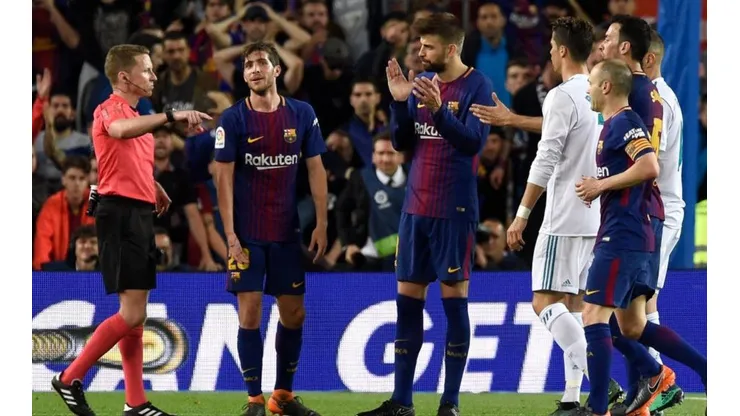 Gerard Piqué en el empate ante Real Madrid.