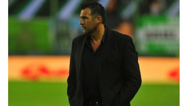 Diego Dabove al frente de la dirección técnica de Godoy Cruz.