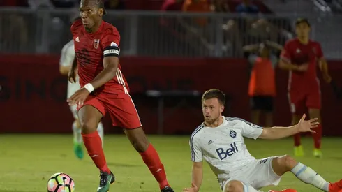 Drogba definió el partido en dos jugadas