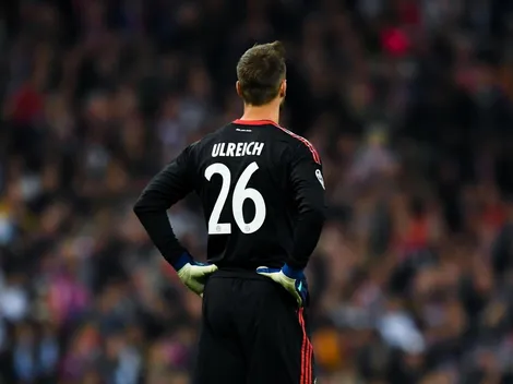 Ulreich explicó el porque de su error: "Me di cuenta que no podía tocarla con la mano"