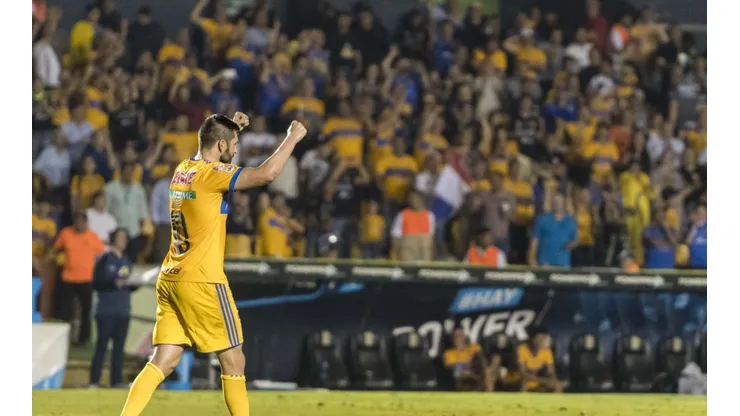 Dos "zarpazos" de Tigres a Santos