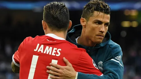 Foto de James Rodríguez junto a Cristiano Ronaldo.