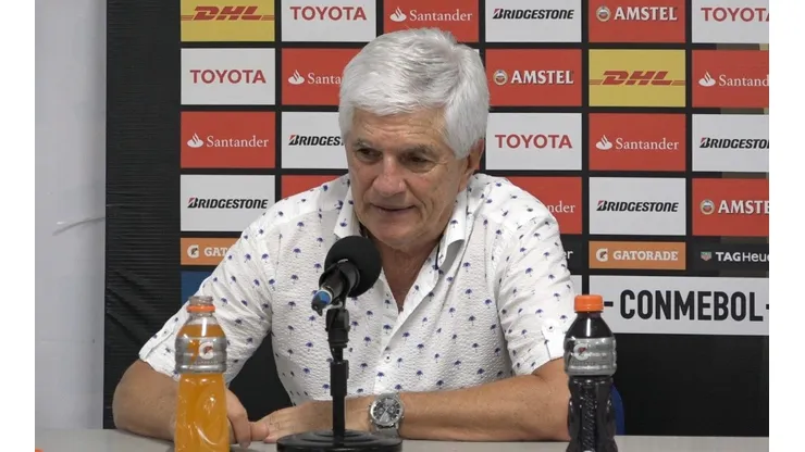 Comesaña, DT de Junior: "Boca presionó al árbitro en el entretiempo"