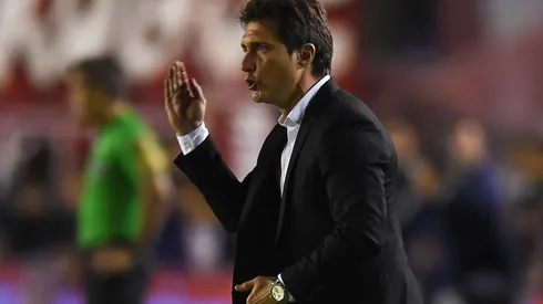 ENOJADO. Guillermo Barros Schelotto terminó enojado por el arbitraje de Junior-Boca (Foto: Getty).
