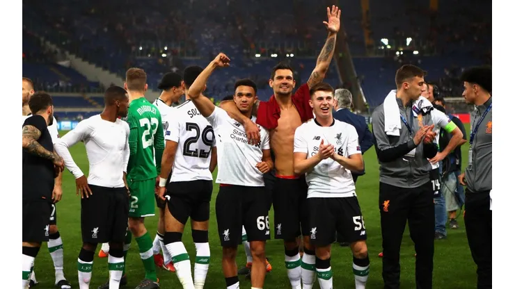 RUMBO A KIEV. Los jugadores de Liverpool felices ante todos su público en Roma (Foto: Getty).