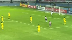 ¡LOCURA! Rossi casi se manda la peor de su carrera.