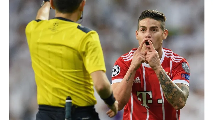 Foto de James Rodríguez en el Santiago Bernabéu.