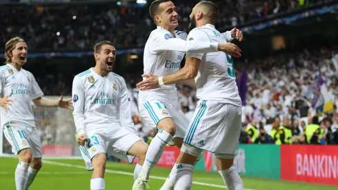A KIEV. Todo Real Madrid celebra el gol de Benzema ante Bayern Múnich por Champions League (Foto: Getty).