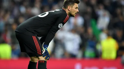 TRAGAME TIERRA. Ulreich sufre el gol de Benzema, que terminó por eliminar al Bayern Múnich (Foto: Getty).