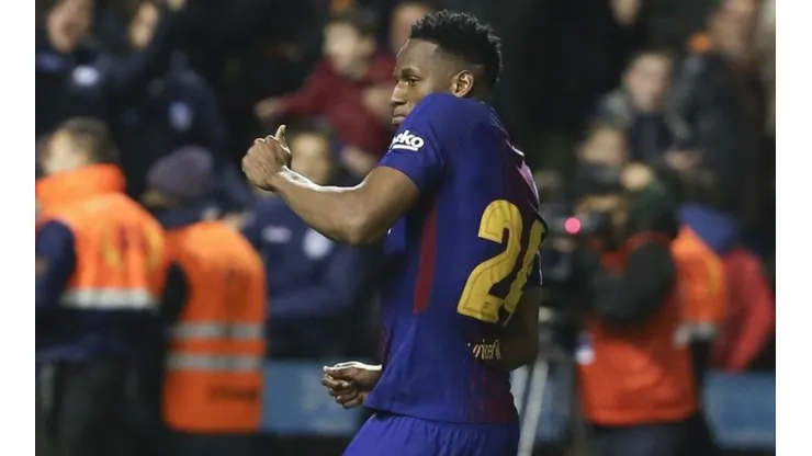 BAILE, YERRY. Mina contagia alegría con su ritmo.