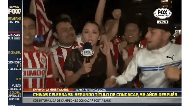 Captura del video de la agresión que sufrió la periodista.