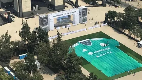 Aficionados del Tri firman megaplayera apoyando a la selección