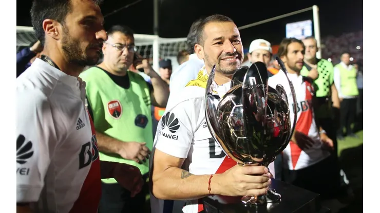 Se complicó la renovación de Mora con River