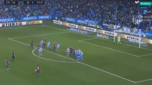 El arquero del Deportivo le sacó el gol a Messi.