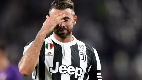 PUEDE FALLAR. Barzagli la metió en contra y Juventus se complicó más que nunca ante Inter (Foto: Getty).