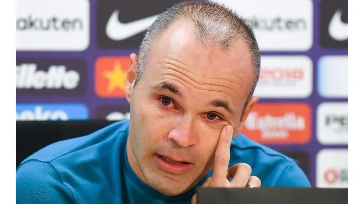 Foto de Andrés Iniesta en su despedida.