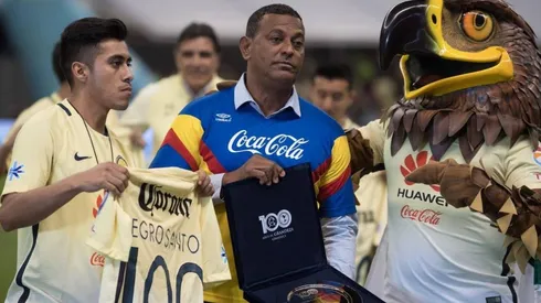 ÍCONO. El brasileño jugó seis años y ganó ocho títulos con las águilas.