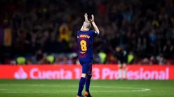 NO DEJEN DE APLAUDIR. Entre lágrimas, Don Fútbol anunció su partida del Barcelona.