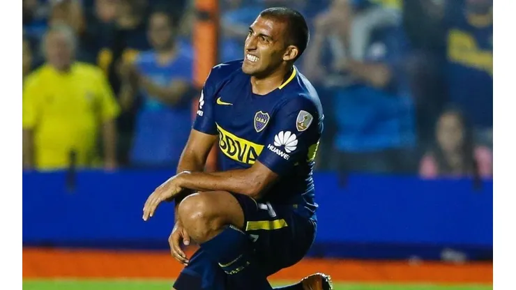 Vignolo le volvió a pegar a Wanchope: "Llegó hace dos minutos a Boca"