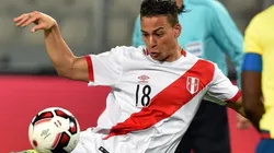 El atacante sueña con defender la franja roja en Rusia.