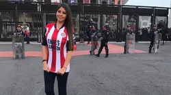 La fanática de Chivas siempre apoya al Rebaño.
