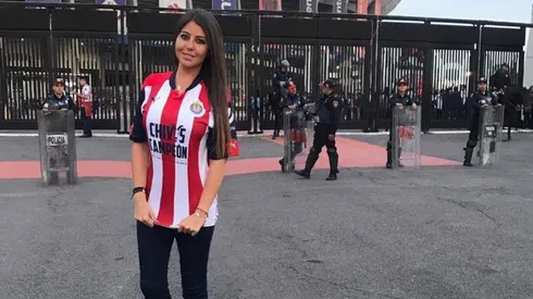 La fanática de Chivas siempre apoya al Rebaño.