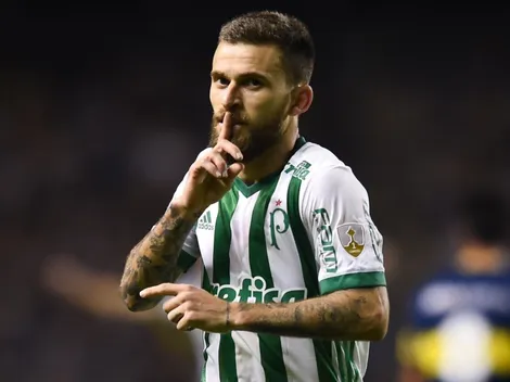 Libertadores: Rossi quiso jugar de líbero y Lucas Lima se la picó