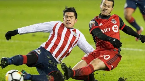 ¡Golpazo! Michael Pérez no toleró más a Giovinco y lo agredió