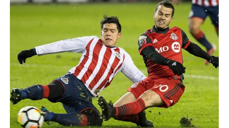 ¡Golpazo! Michael Pérez no toleró más a Giovinco y lo agredió