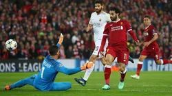 PERDÓN PARA TODA ROMA. Salah no festejó ninguno de sus goles en el primer tiempo con Liverpool.
