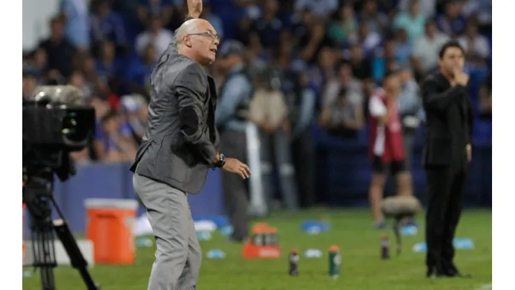Desde Ecuador aseguran que estará en Emelec hasta diciembre.