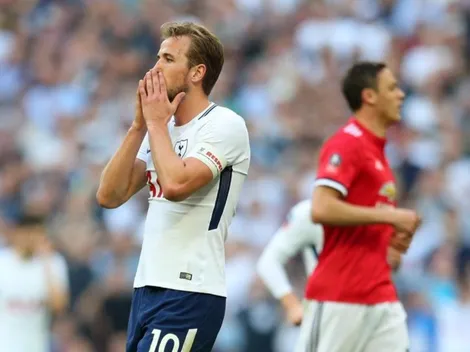 Mignolet se burla de la felicitación de Kane para Salah